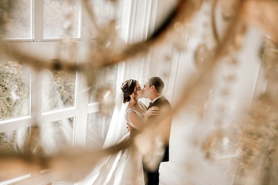 Fotógrafo de casamento Yuliya Zhdanova (jukojuly). Foto de 5 de dezembro 2018