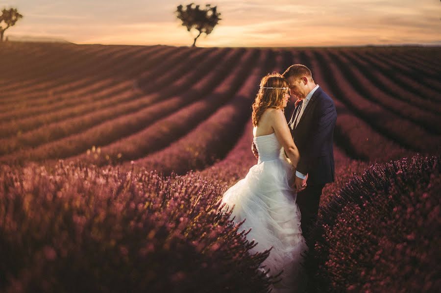 Wedding photographer Juan Bosco (photofoxfr). Photo of 7 January 2020