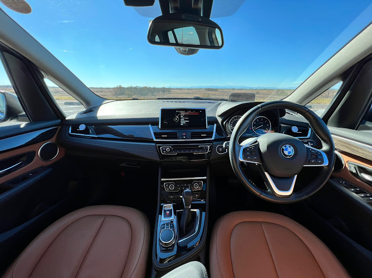 2シリーズ グランツアラーのBMW2シリーズ・グランツアラー・218d・納車に関するカスタム事例の投稿画像3枚目
