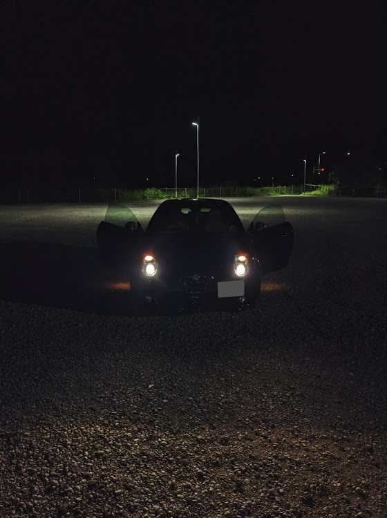 MiToのアルファロメオミト・一度やってみたかったやつ・バイト帰り・goodnight・砂利の駐車場は嫌いに関するカスタム事例の投稿画像1枚目