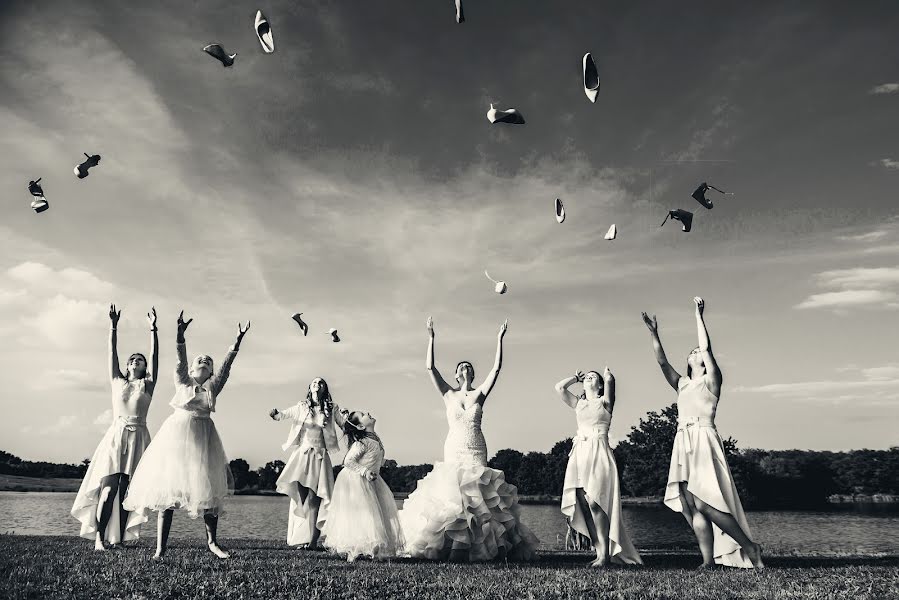 Fotografo di matrimoni Rita Szerdahelyi (szerdahelyirita). Foto del 15 agosto 2018