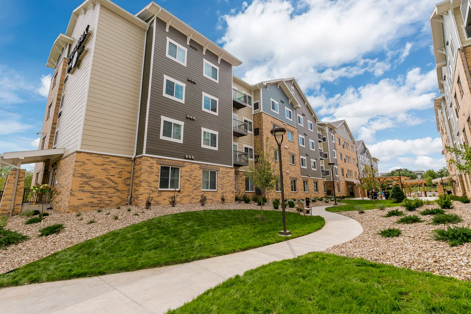 WaterWalk Kansas City - Overland Park Apartments in Overland Park