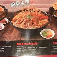 大心新泰式麵食(台南三越西門店)