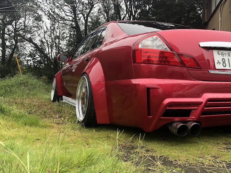 シーマのNISSAN・F50・シーマ・オーバーフェンダー・ワークマイスターS1に関するカスタム事例の投稿画像2枚目