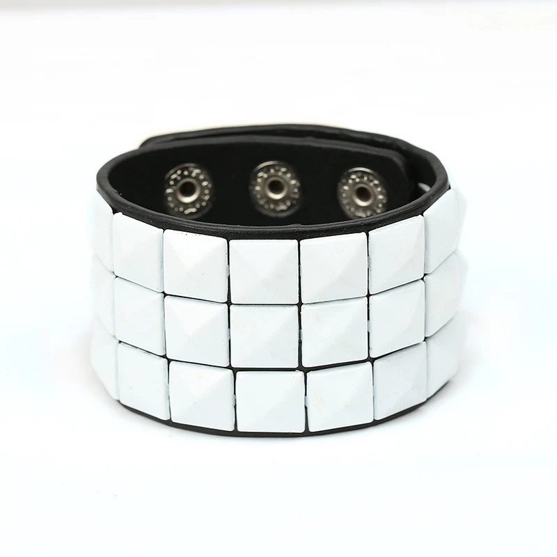 images slider number - 3