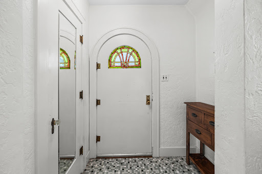 House 4