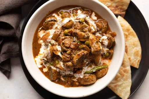 Tawa Mushroom Masala