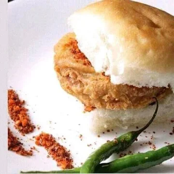 Goli Vada Pav No. 1 photo 