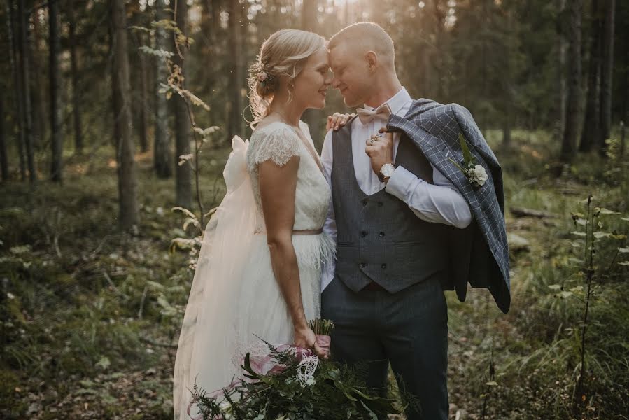 Fotógrafo de casamento Ginta Ziverte (gintaziverte). Foto de 21 de julho 2020