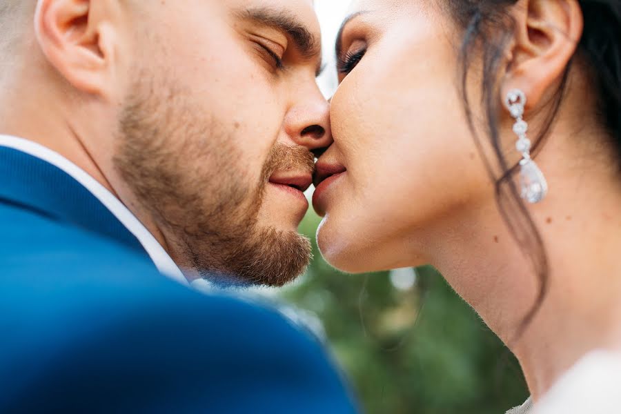 Fotógrafo de casamento Vitaliy Fedosov (vitalyf). Foto de 27 de dezembro 2019