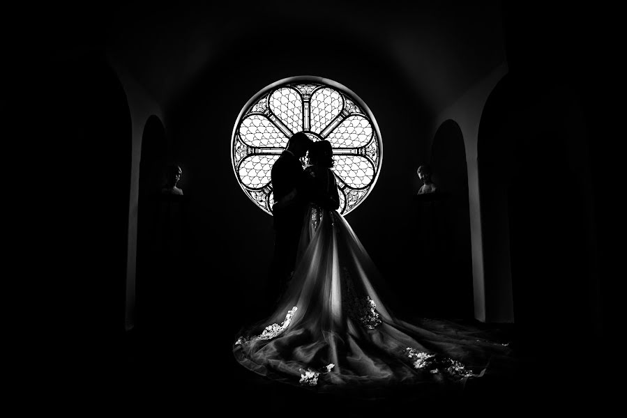 Wedding photographer Slagian Peiovici (slagi). Photo of 20 December 2018