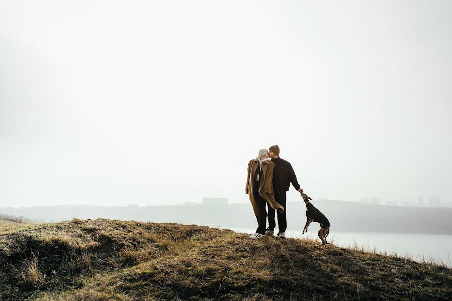 結婚式の写真家Sasha Titov (sashatit0v)。2021 12月16日の写真