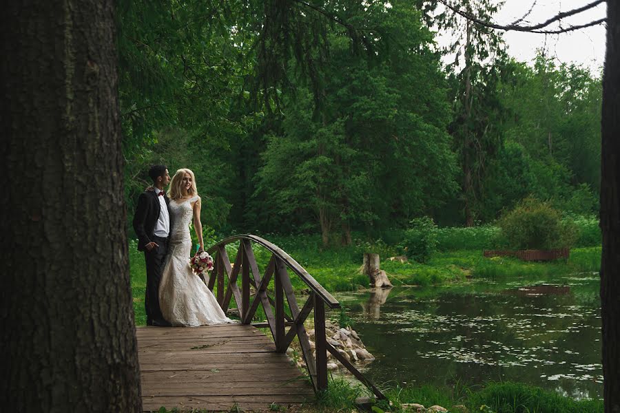 Hochzeitsfotograf Lana Potapova (lanapotapova). Foto vom 5. Juli 2017