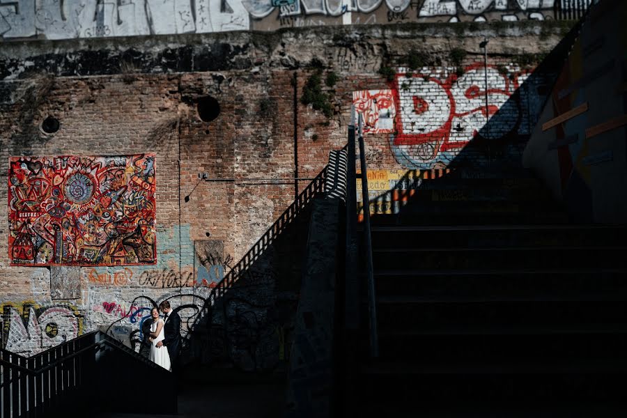 Fotografer pernikahan Valentin Paster (valentin). Foto tanggal 12 April 2019