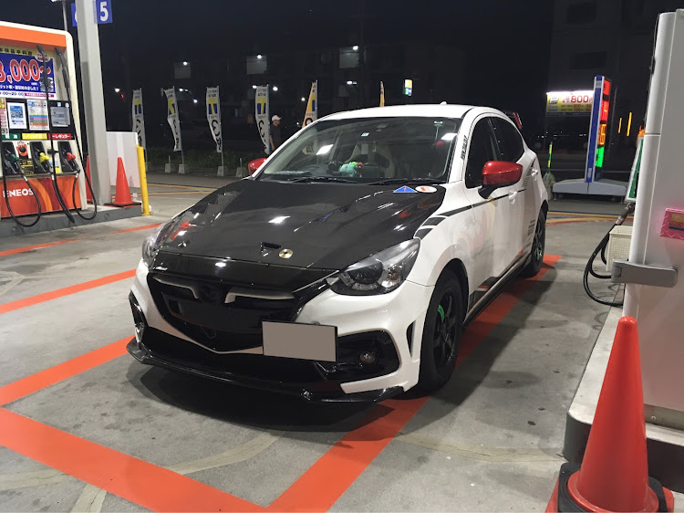 デミオのガソリンスタンド・給油に関するカスタム事例の投稿画像1枚目