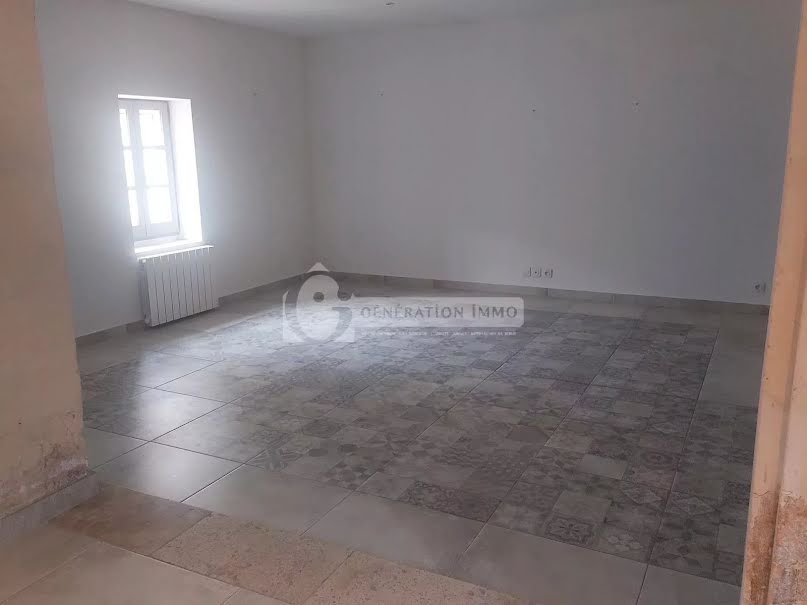 Location  maison 4 pièces 123.29 m² à Arles (13200), 1 300 €