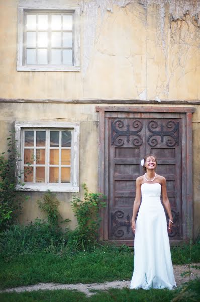 Весільний фотограф Ольга Тюрина (annenkova). Фотографія від 10 березня 2014