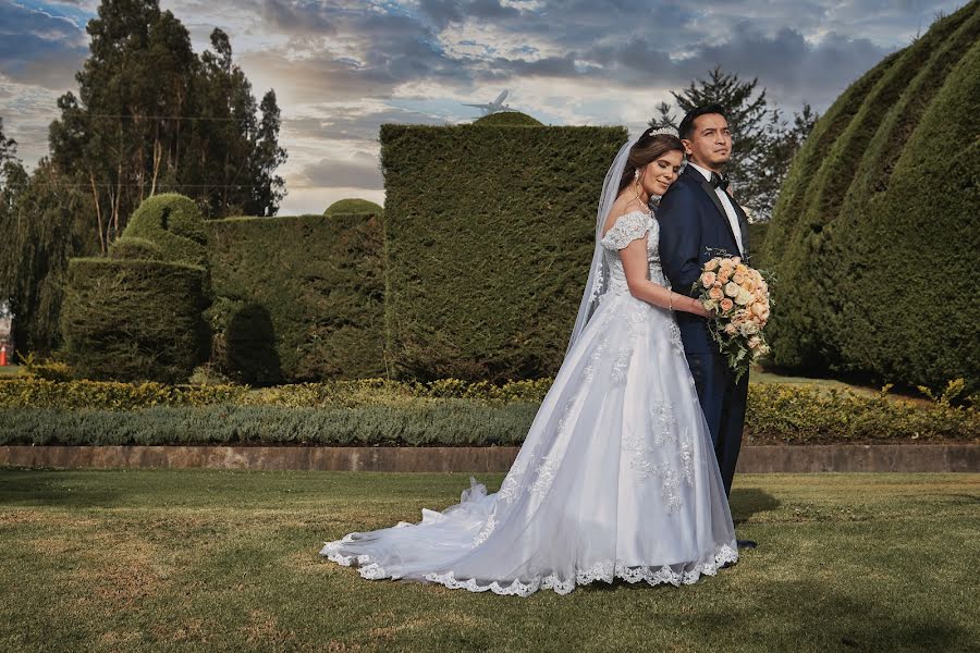 婚礼摄影师Carlos Eduardo Benítez（carlosfoto）。2023 6月23日的照片