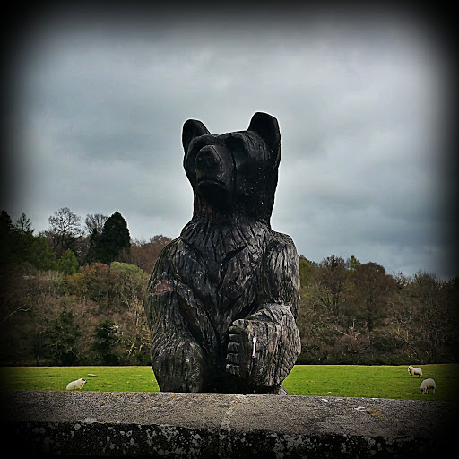 Wooden Bear Sculpture 