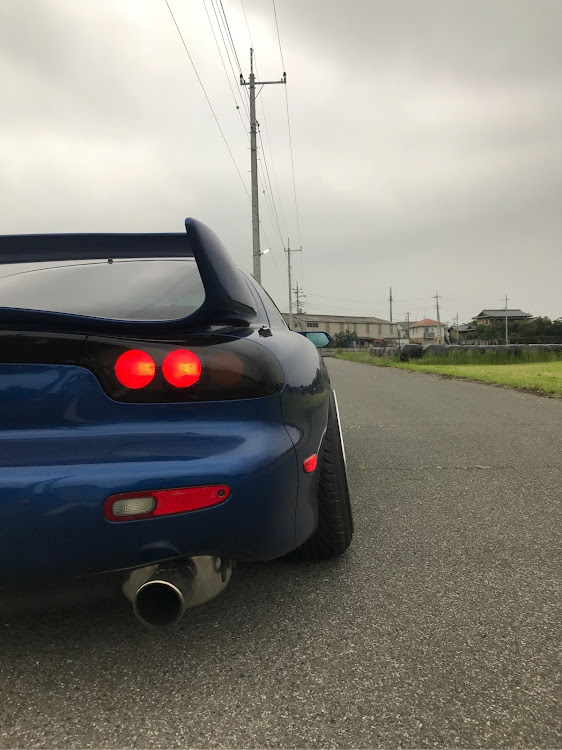 RX-7のワーク・ワークエモーション・CR2Pに関するカスタム事例の投稿画像1枚目