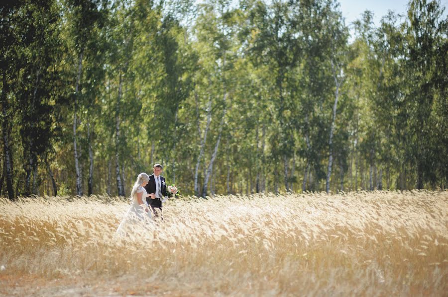 Wedding photographer Eduard Kapustin (shklyarsky). Photo of 11 October 2016