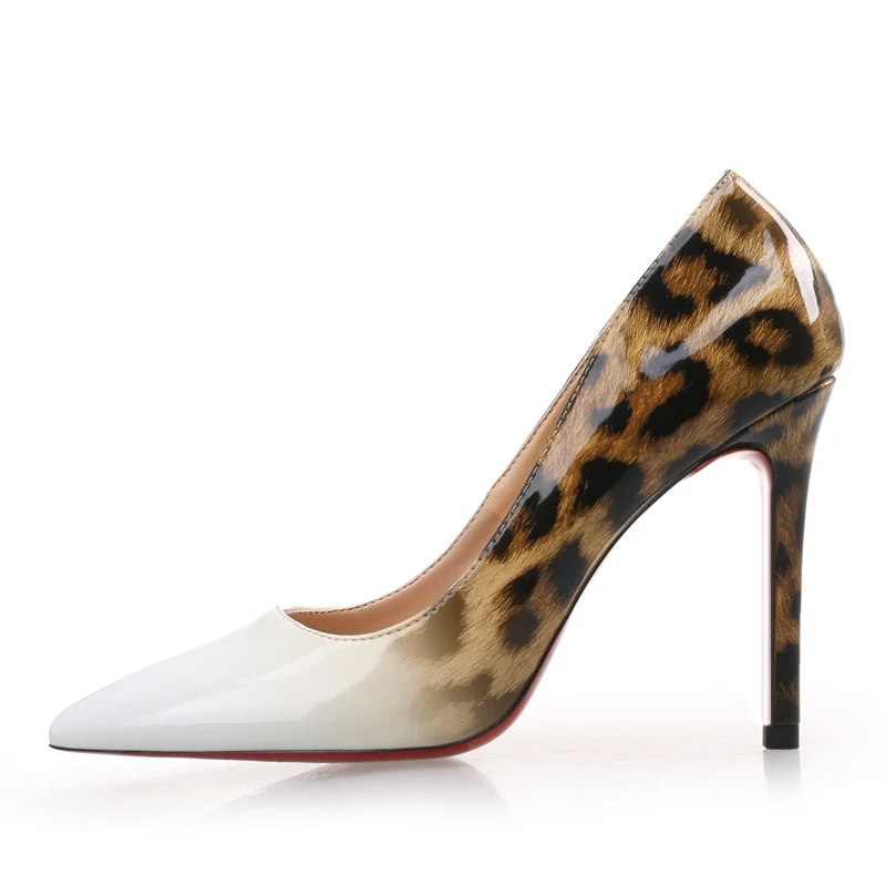 Nuevos Tacones Altos de Leopardo Puntiagudos para Mujer Elegancia y Estilo. Zapatos perfectos para lucir un look sofisticado y moderno en cualquier ocasión.