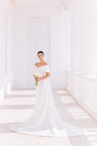 Fotógrafo de casamento Alena Belousova (alain). Foto de 1 de outubro 2021