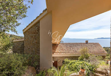 Atypical property with terrace and panoramic view 4