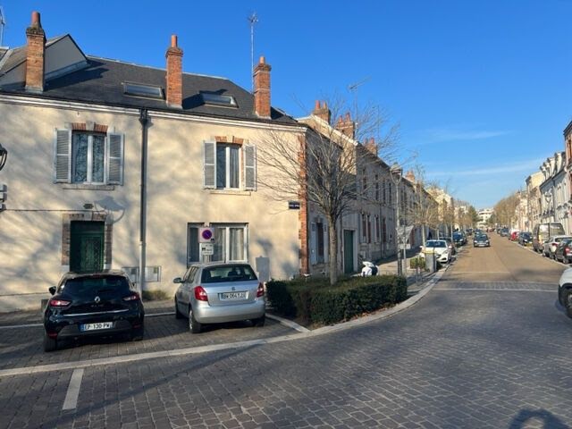 Vente maison 6 pièces 130 m² à Orleans (45000), 469 000 €