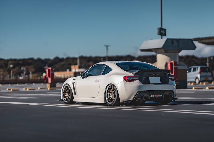 86のCR2P・チャージスピード・BRZ・work・SIGMA105mm f1.4 Artに関するカスタム事例の投稿画像1枚目