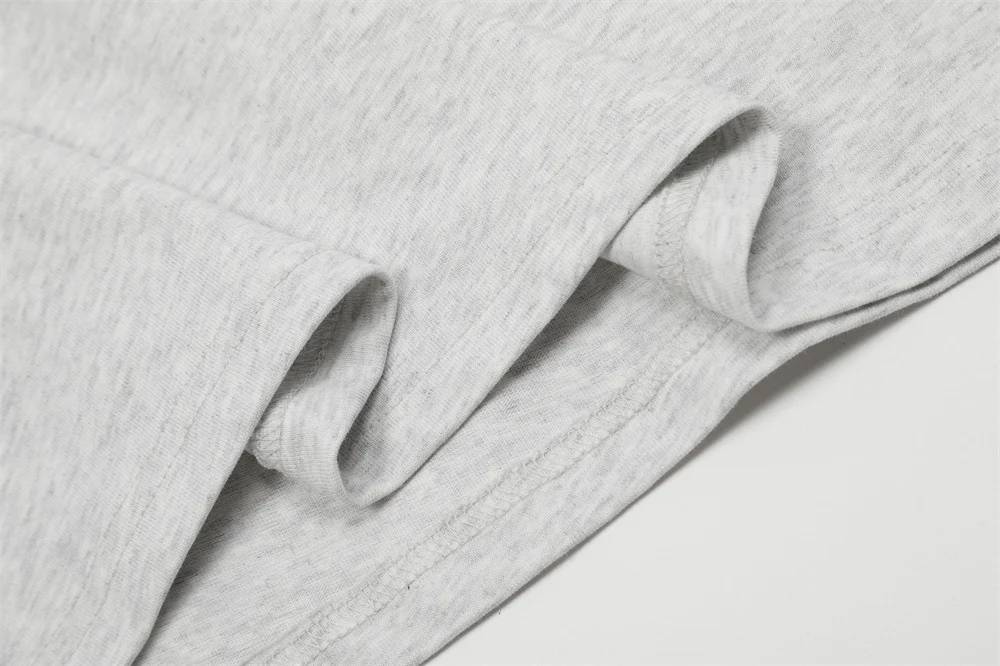 Title 6, T-shirt casual a maniche corte con stampa a cuo...