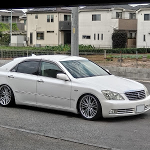 クラウンロイヤル GRS180