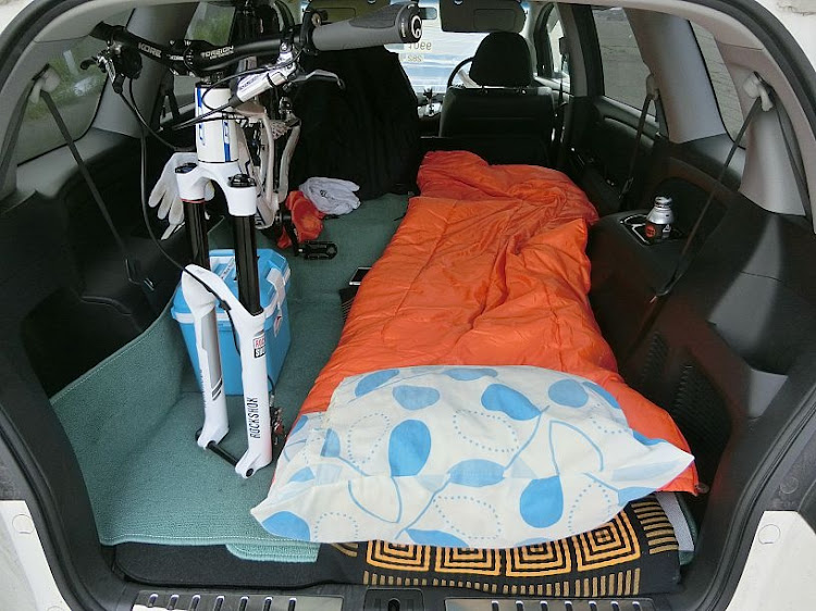 オデッセイのオデッセイ・オデッセイRB1・遠征母艦・車中泊・MTBに関するカスタム事例の投稿画像4枚目