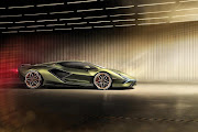 The profile of the Sián is unmistakably Lamborghini.