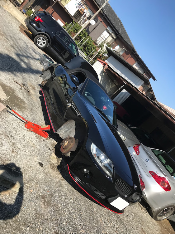 Z4 ロードスターの自家塗装・z4・ドイツ車・bmwに関するカスタム事例の投稿画像1枚目