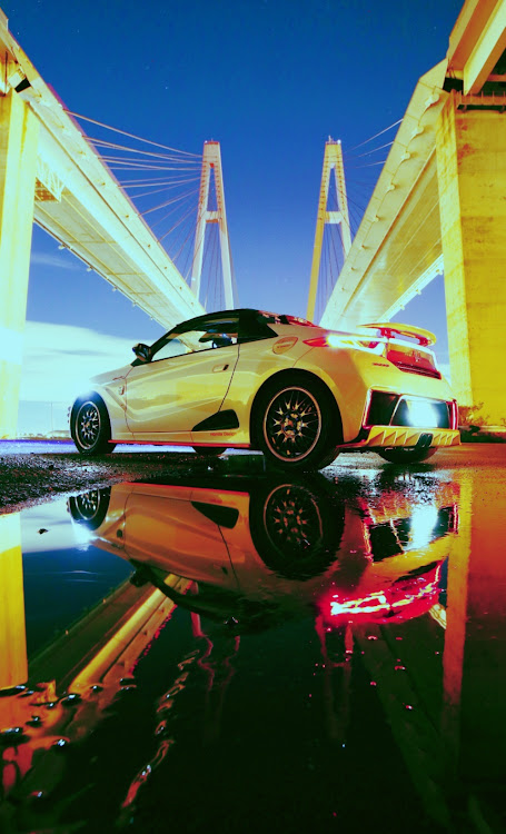 S660の名港トリトン・水面反射写真・夕方に関するカスタム事例の投稿画像1枚目