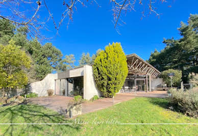 House with pool and terrace 5