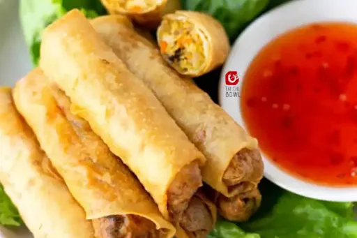 Classic Chicken Spring Rolls