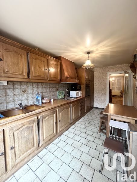 Vente maison 6 pièces 133 m² à Nogent (52800), 96 000 €