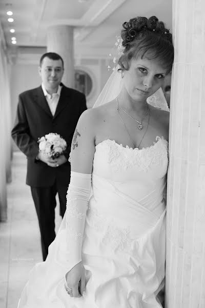 Wedding photographer Ekaterina Alalykina (catrin2u). Photo of 13 February 2014