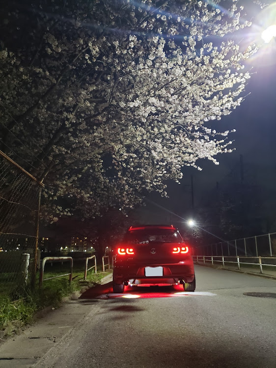 ゴルフ6 GTIの目指せPickUpCars・夜桜・アンダーLED・ストロボに関するカスタム事例の投稿画像4枚目