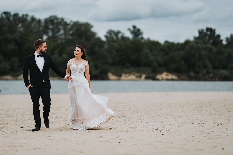 Wedding photographer Wiktor Składanek (wiktorskladanek). Photo of 13 June 2022