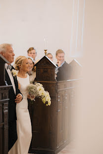 Wedding photographer Elizabeth Nikiforova (elizabethnk). Photo of 23 November 2023