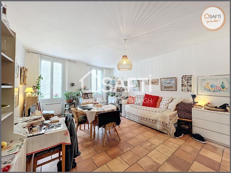 Vente appartement 1 pièce 40 m² à Aups (83630), 65 000 €