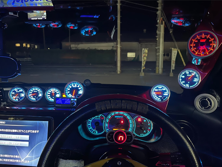 スイフトスポーツの車が好きな人と繋がりたい・レカロSR-3・今年もあとわずか・シートカバー装着に関するカスタム事例の投稿画像6枚目