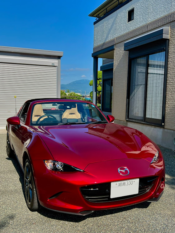 ロードスターのいつもいいね＆コメントありがとうございます🥰・オープン出勤しています♬・富士山🗻に関するカスタム事例の投稿画像1枚目