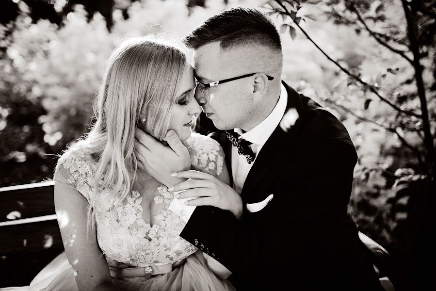 婚礼摄影师Mariusz Godek（katofoto）。2021 10月11日的照片