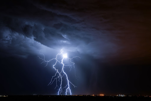 A toilet was in bits and pieces after being struck by lightning in Florida, US.