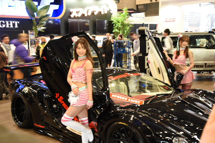 マークXの東京オートサロン2020・幕張メッセ・ホイール交換・車高調整・←願望に関するカスタム事例の投稿画像23枚目