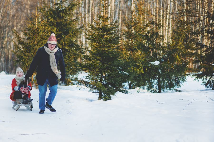 Wedding photographer Irina Astakhova (wonderfullifest). Photo of 16 December 2013